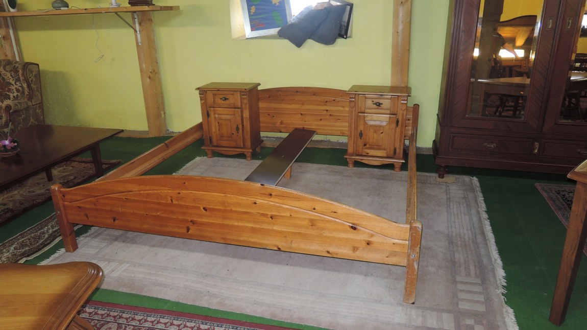 k269 postel+noč.stolky