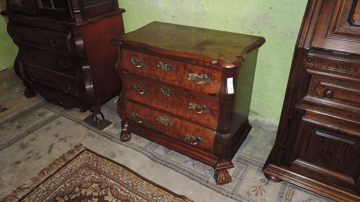 k104 komoda břichatka