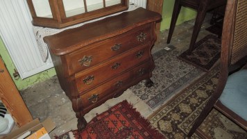 k127 komoda břichatka